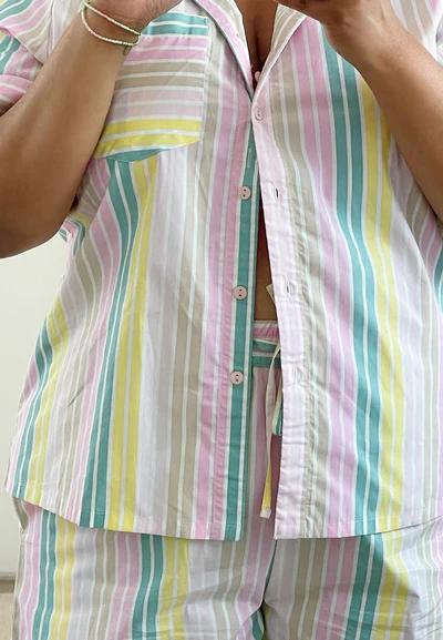 Alia Chillin' Shorts in Gelato - Image 7