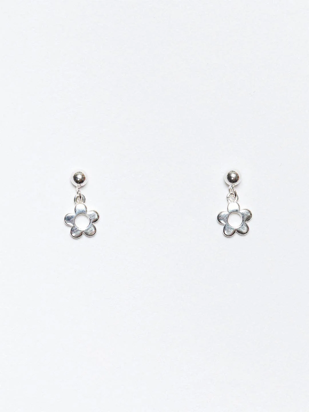 Baby Daisy Earrings