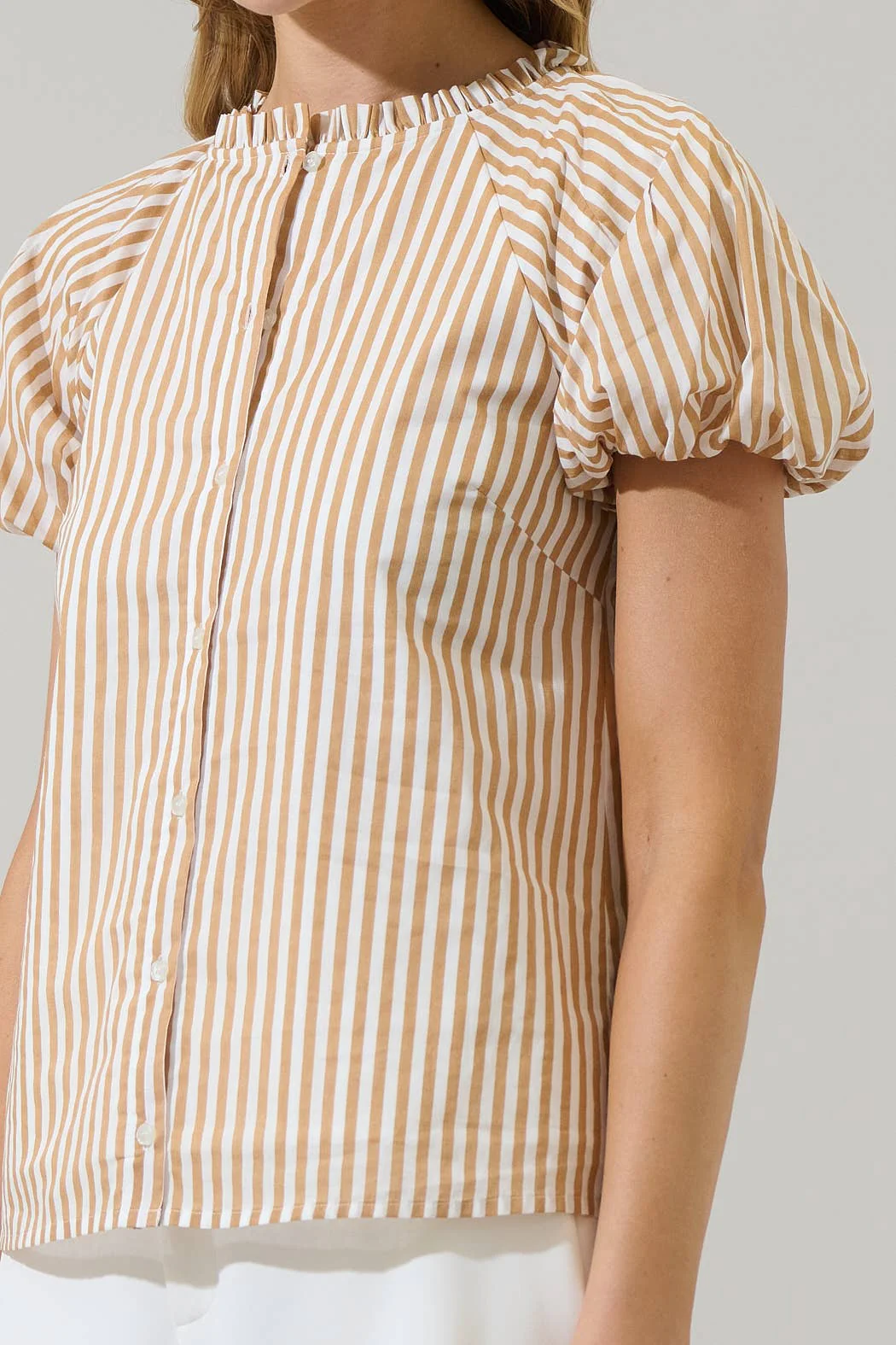 Dream State Avy Button Down Top - Image 11