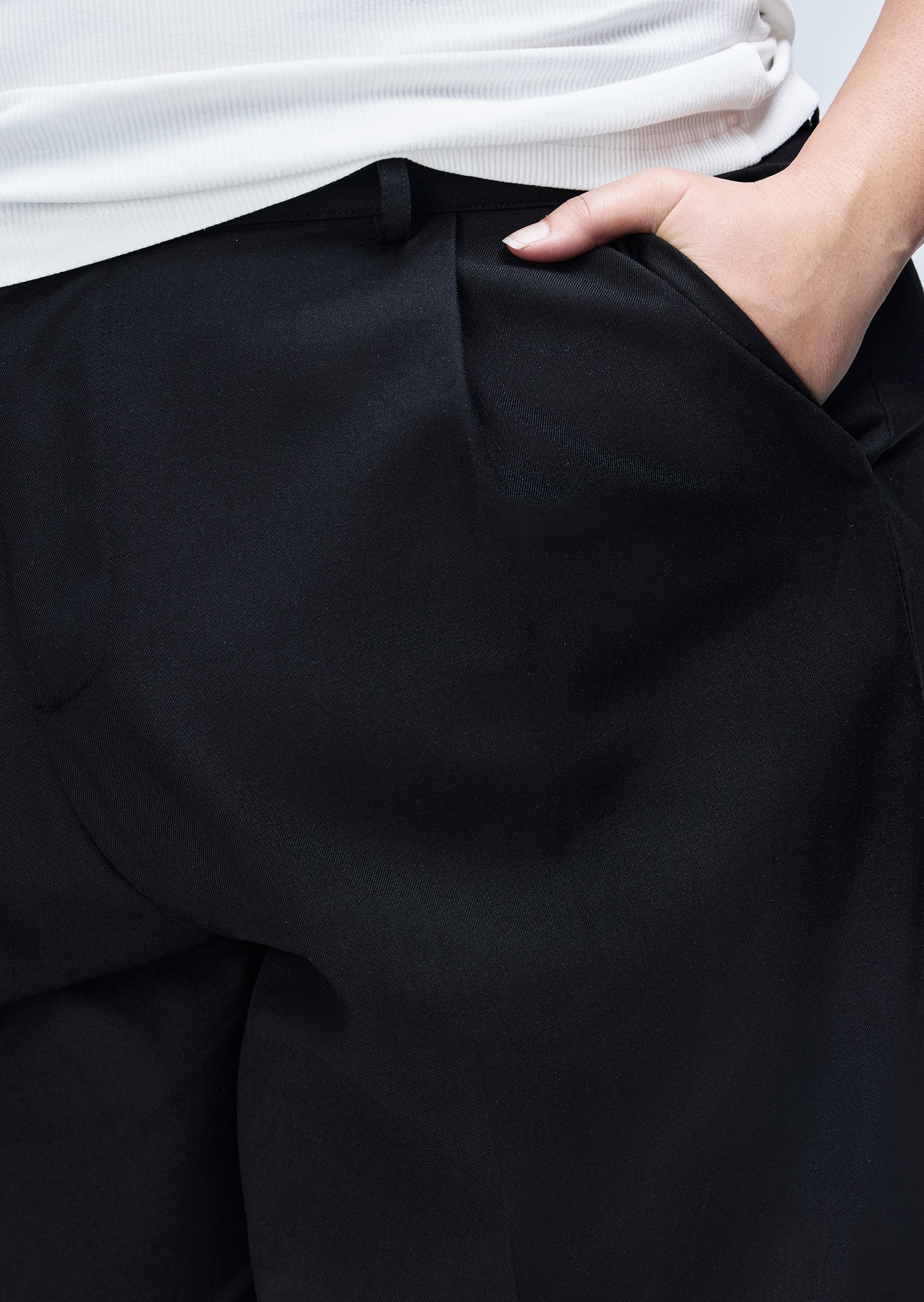 Evette Trouser in Black - Image 10