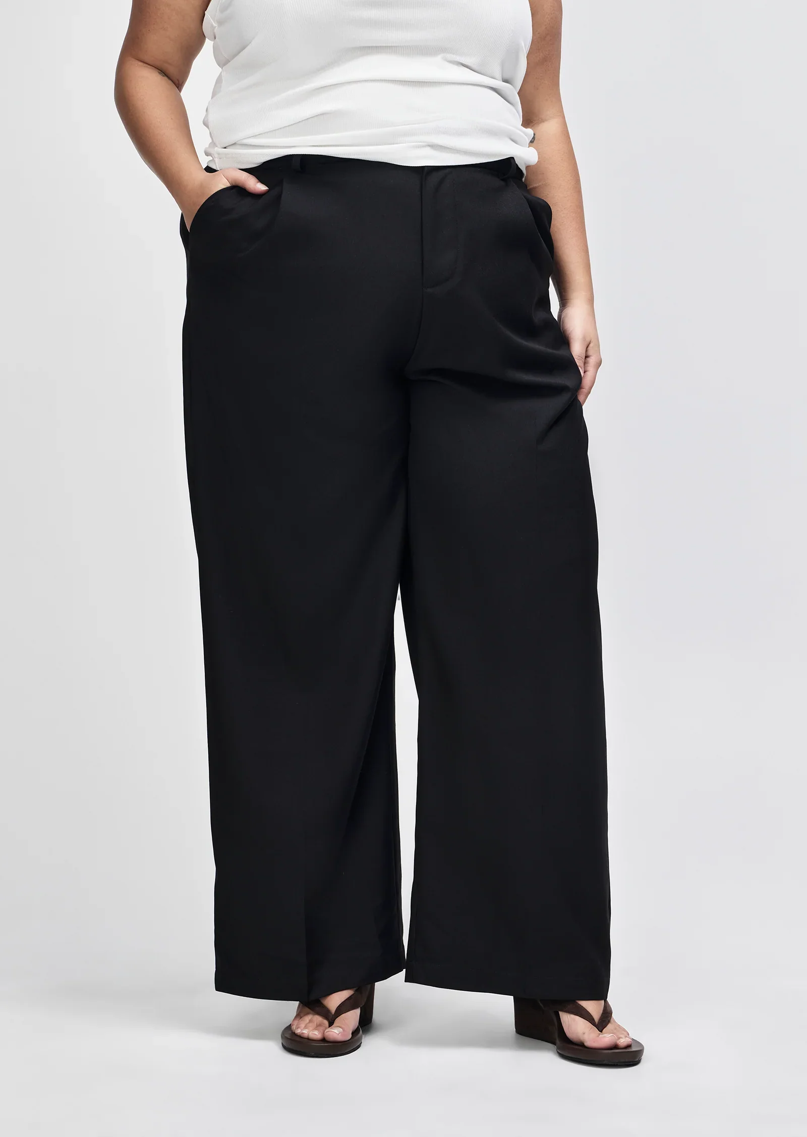 Evette Trouser in Black - Image 7