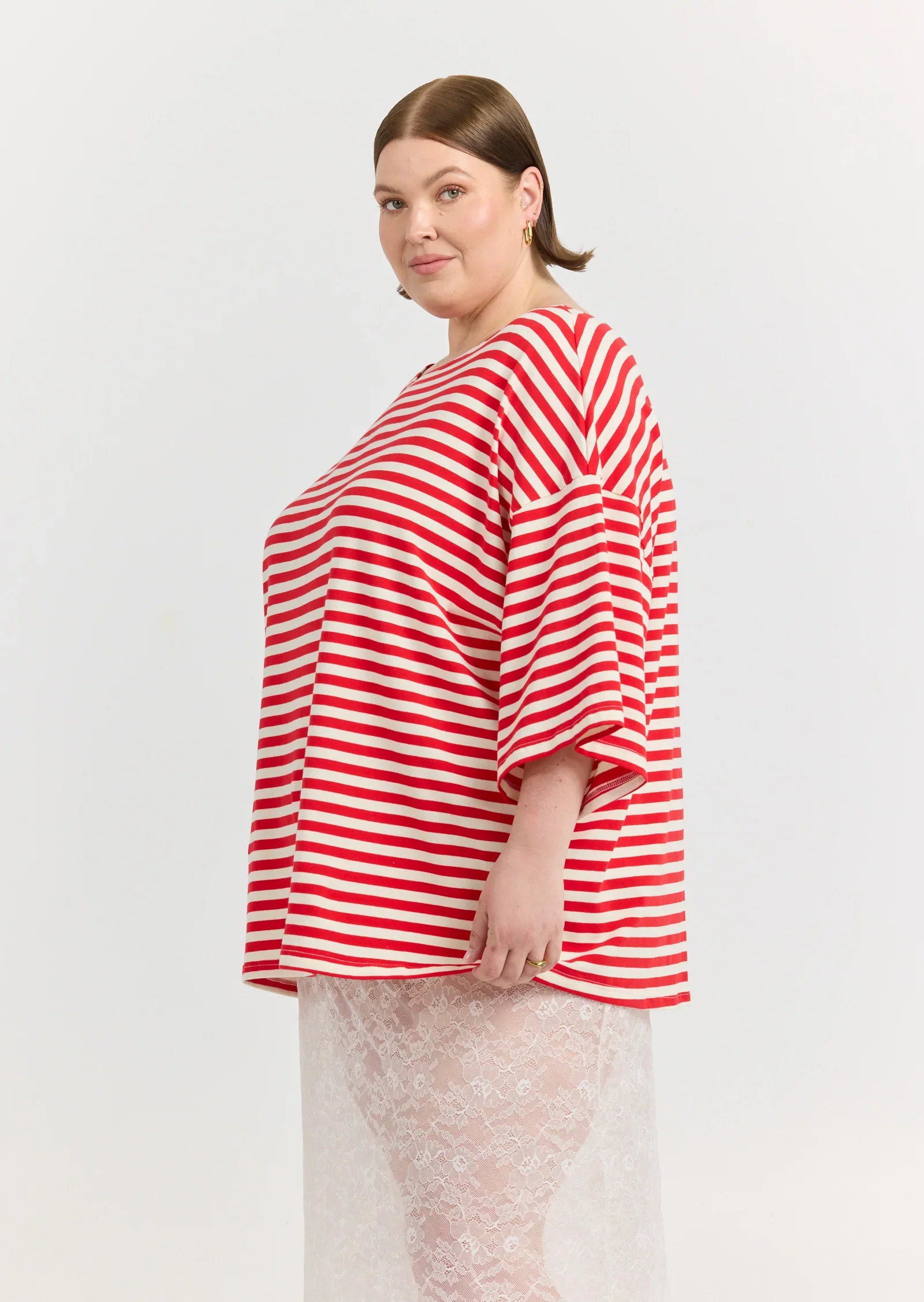 Freya Boat Neck in Red stripes - Image 4