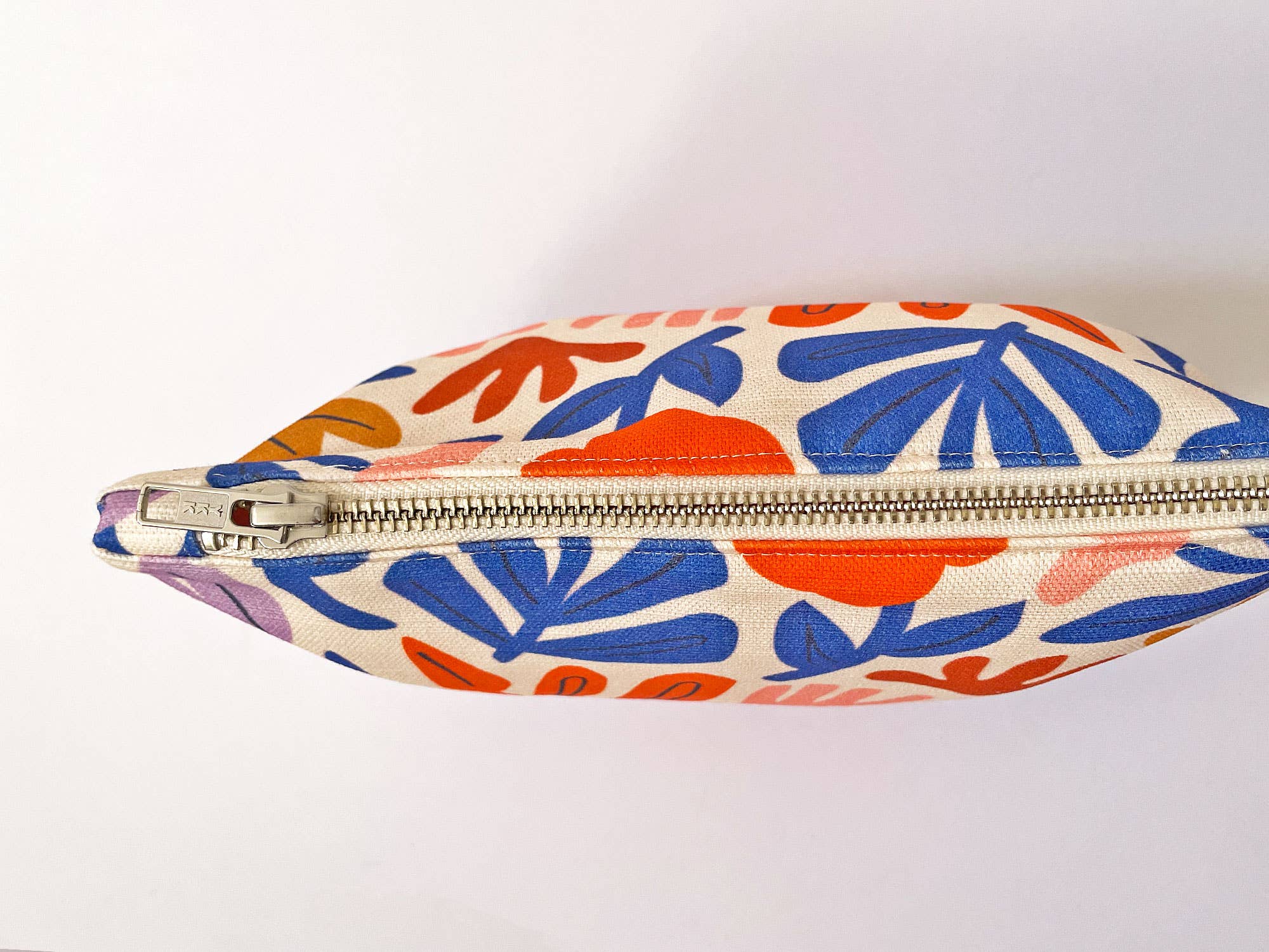 Handmade Fabric Zip Purse - Petals (Light) - Image 3