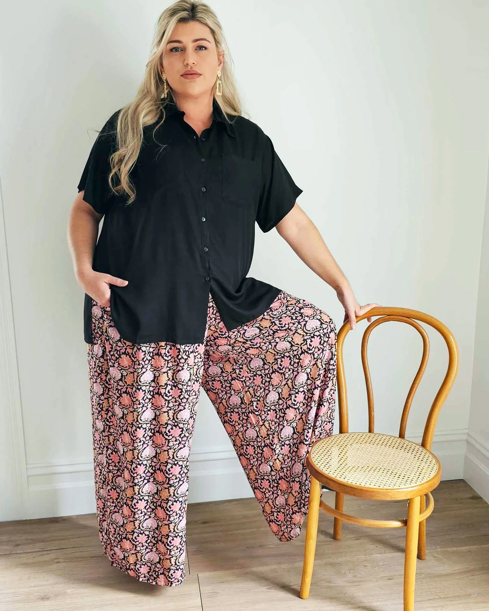 Harvest Shirt in Black - Image 10