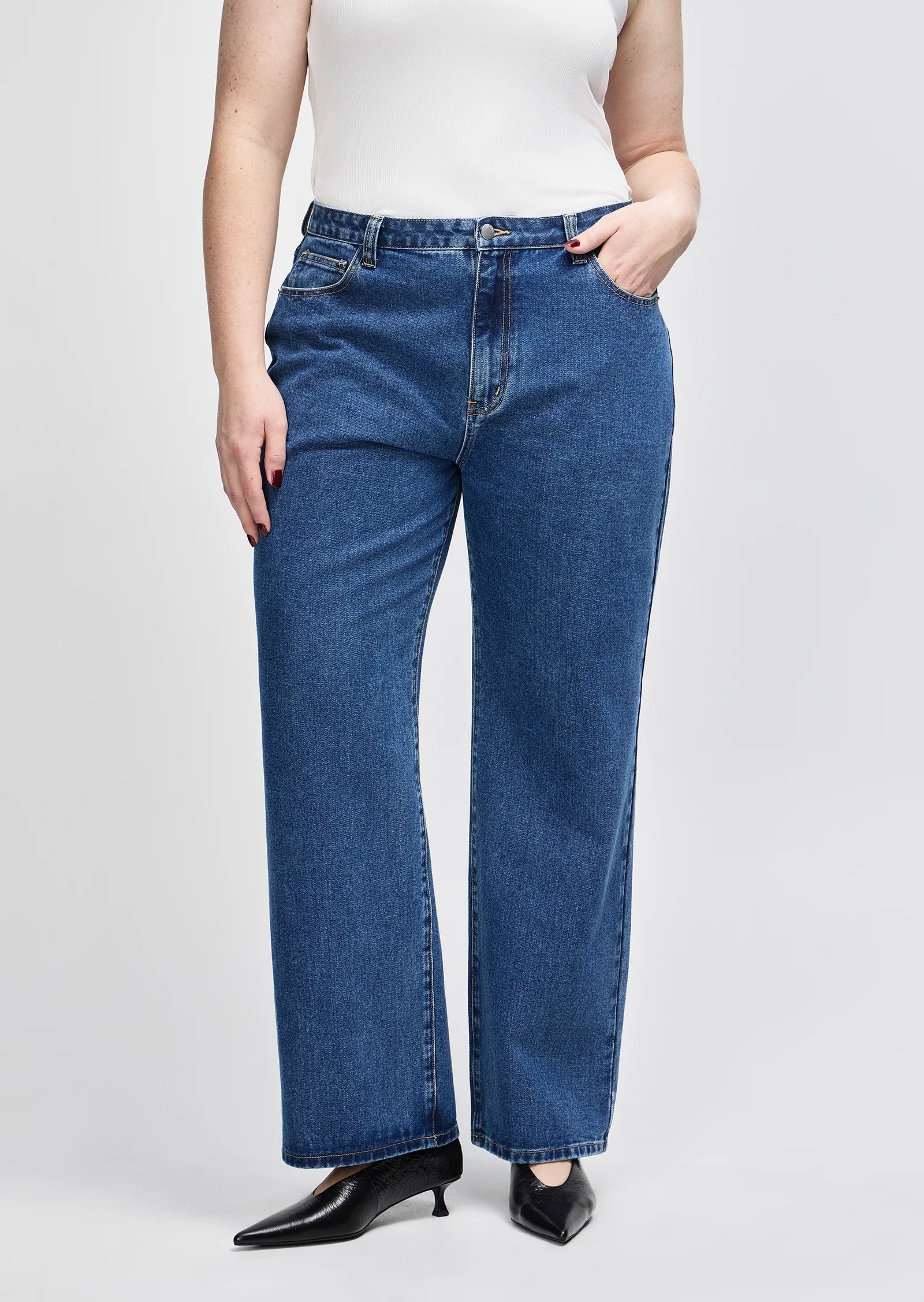 Henri High Waisted Straight Leg Jean - Indigo - Image 3
