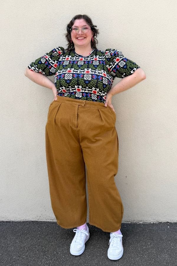 High Waisted Barrel Pants in Mocha - Image 3