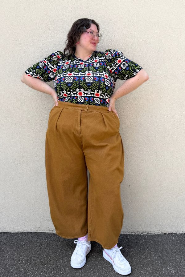 High Waisted Barrel Pants in Mocha - Image 4