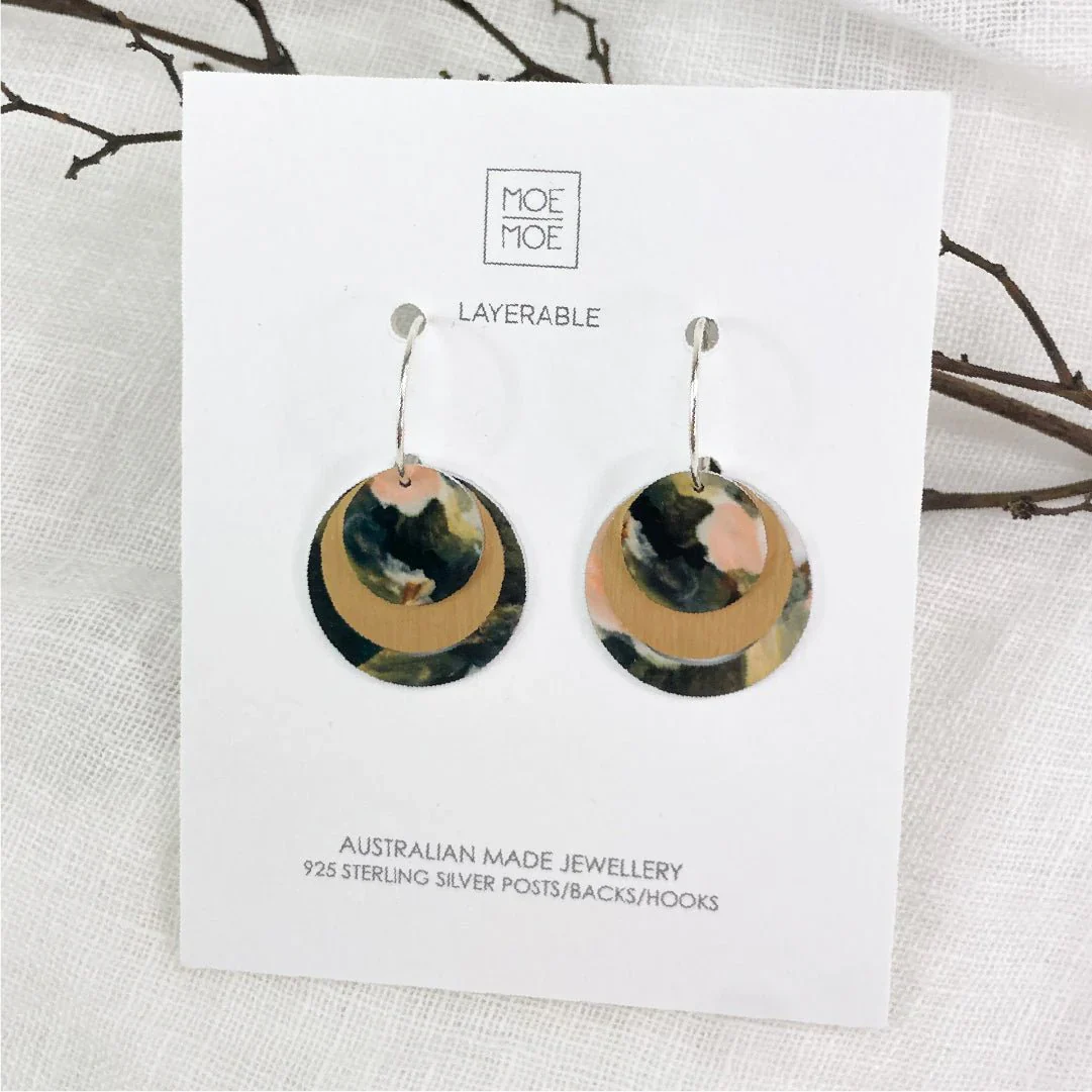 Kiasmin 2 Elegance Three Circle Hoop Earrings - Image 3