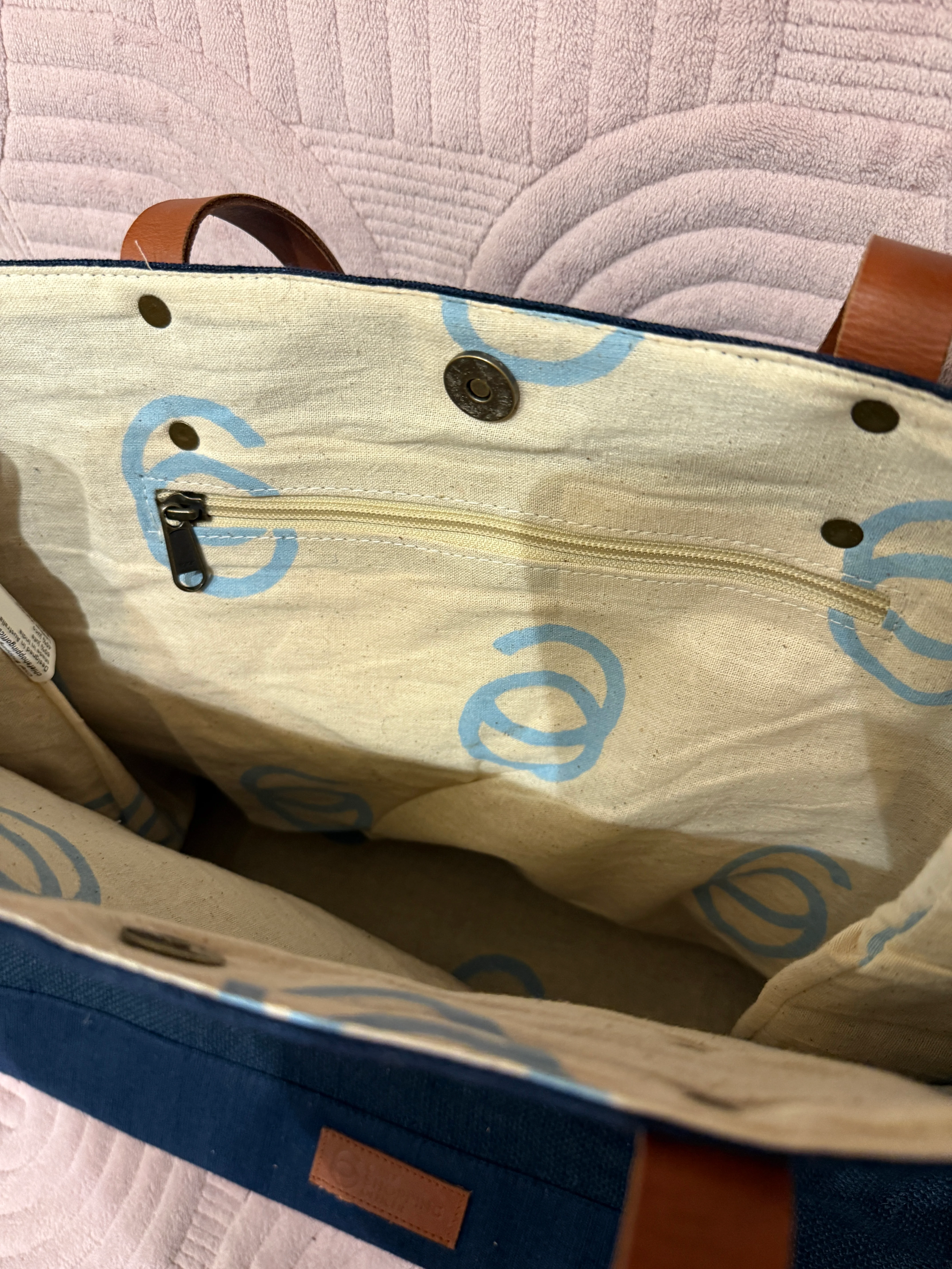Navy & Leather Tote Bag - Image 3