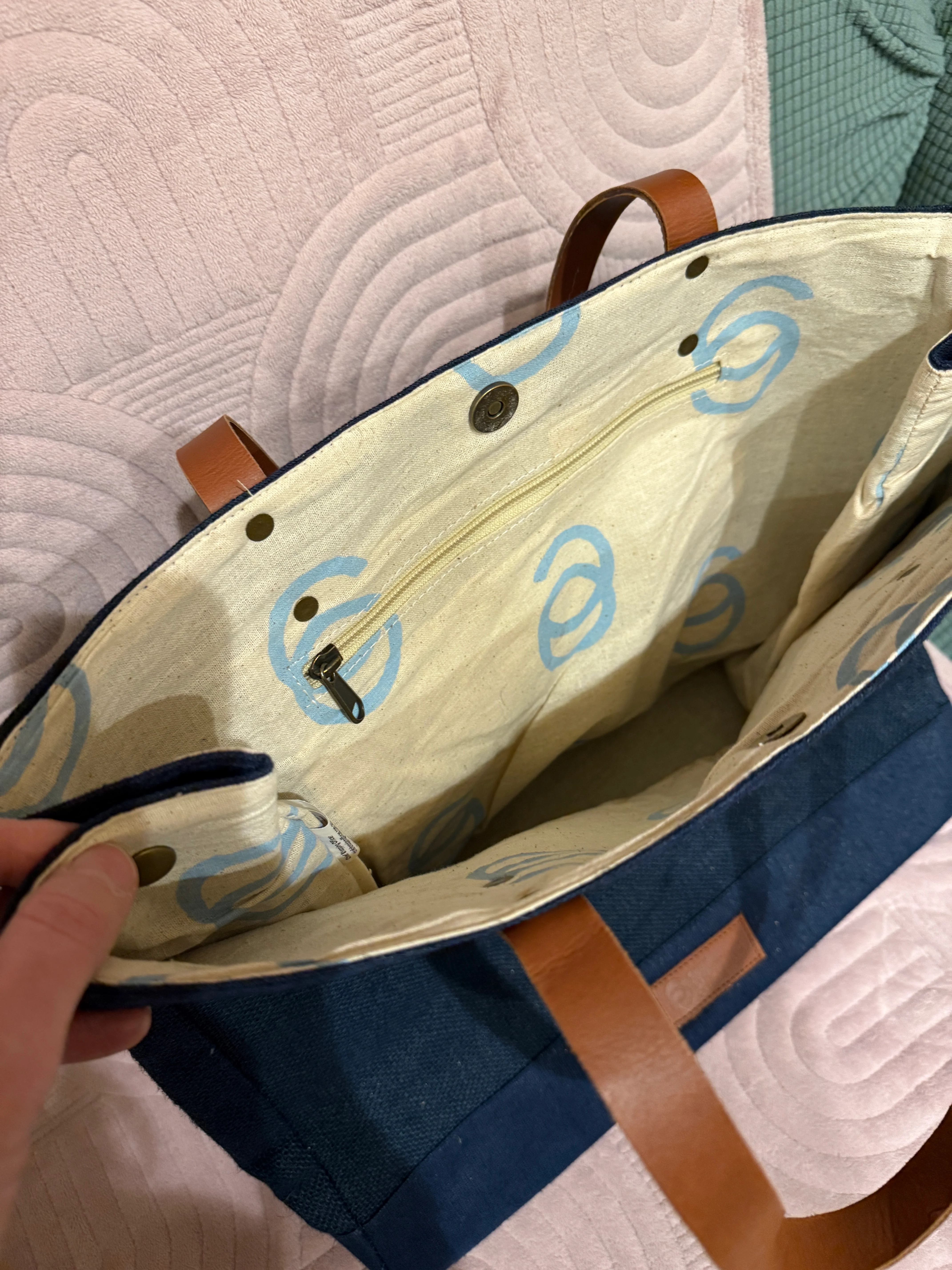 Navy & Leather Tote Bag - Image 4