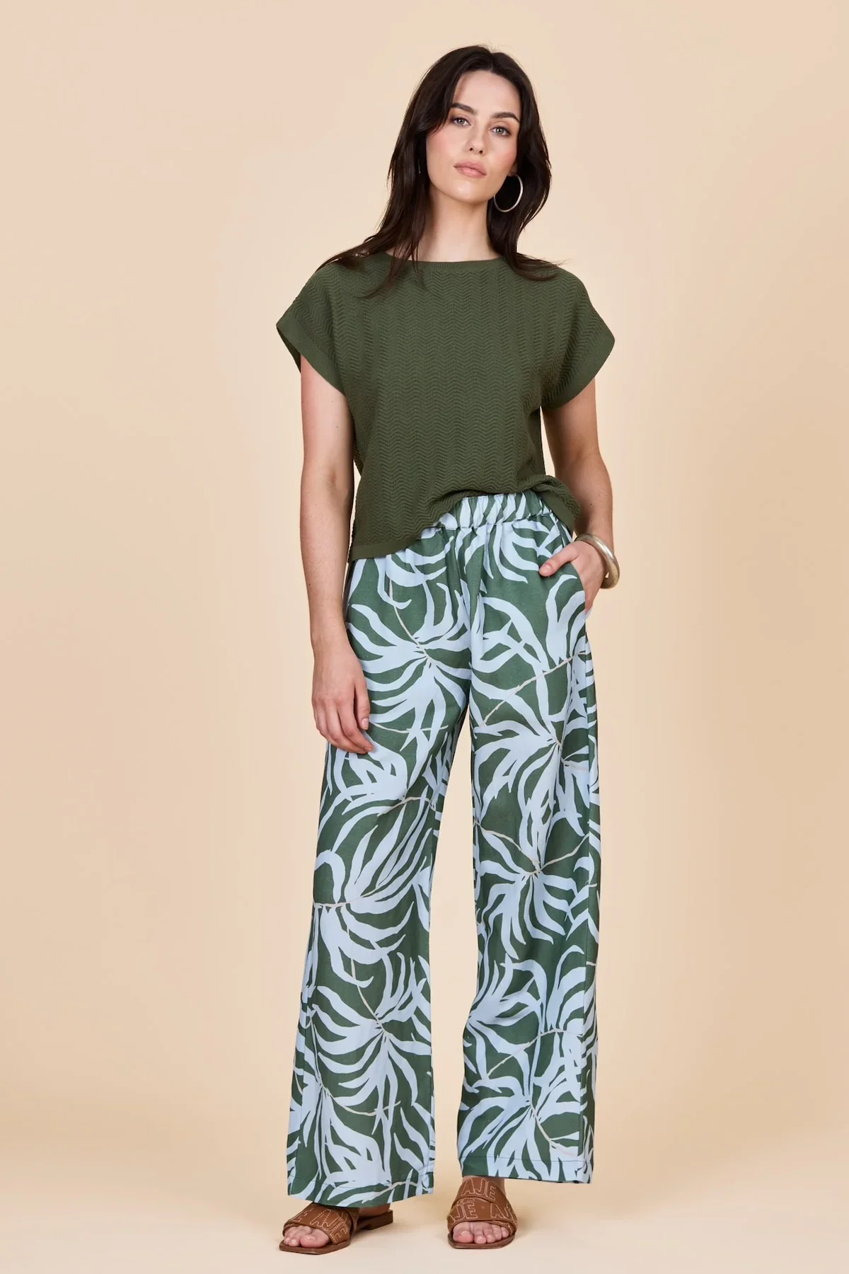 Olive Capped Sleeve Zig Zag Knit - Image 7