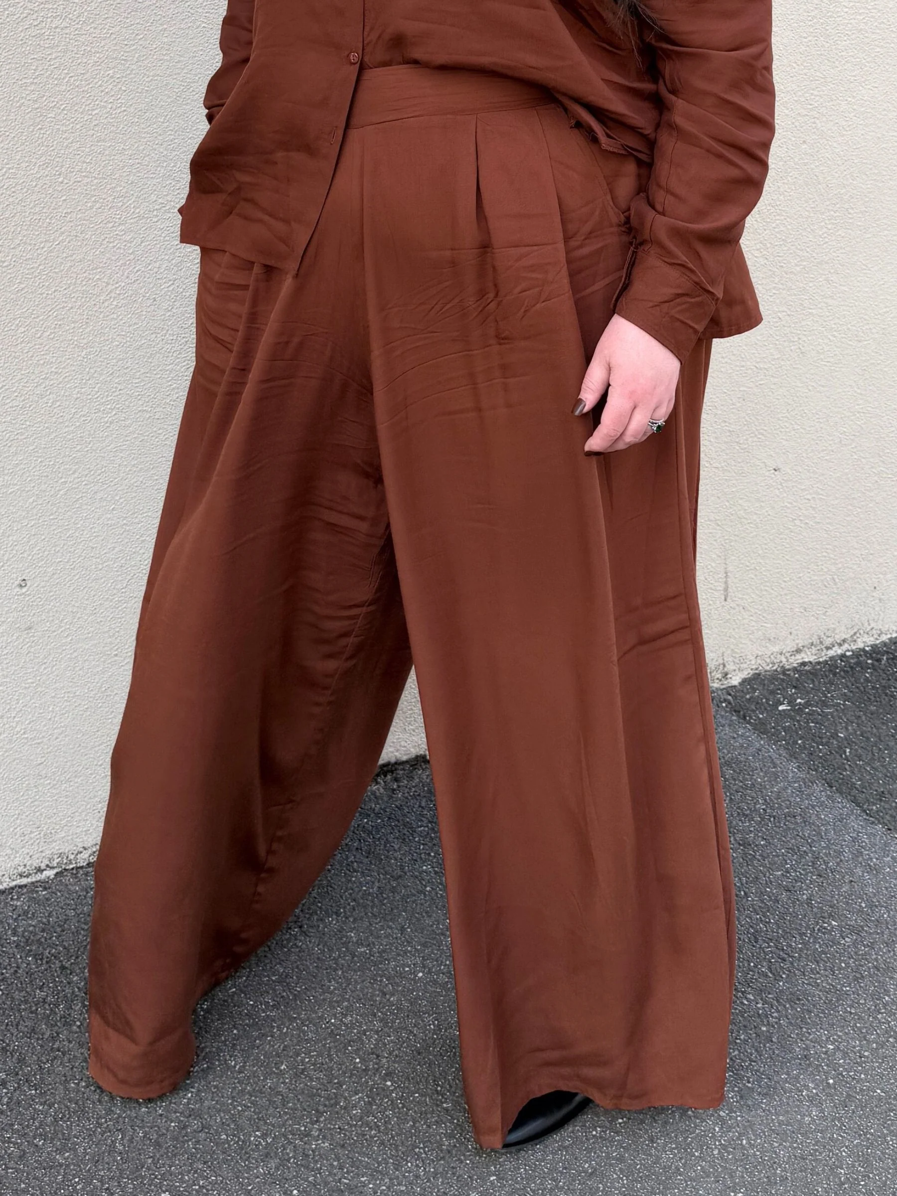 Palazzo Wide Leg Pants in Cocoa - Image 9