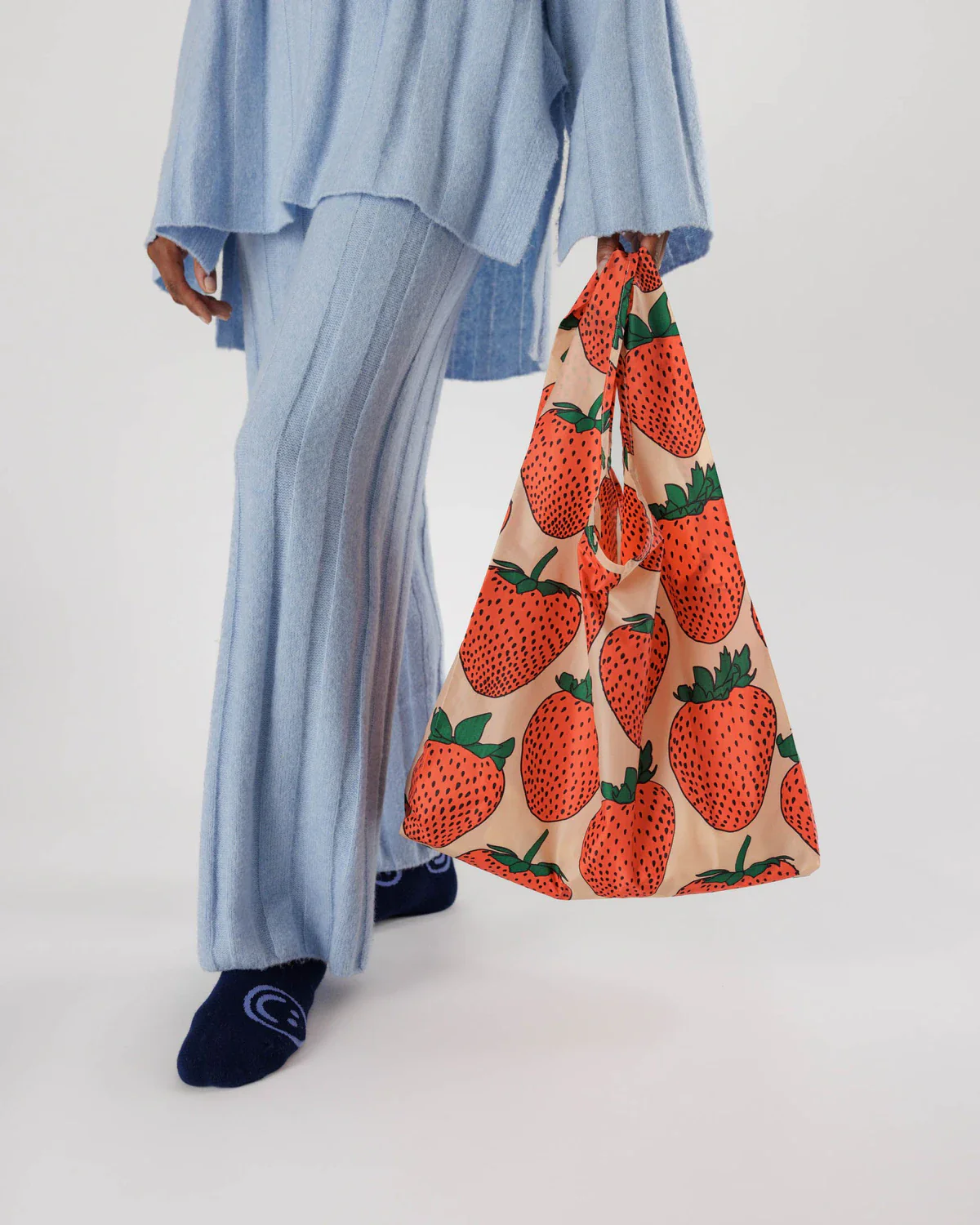 Standard Baggu - Strawberry - Image 3