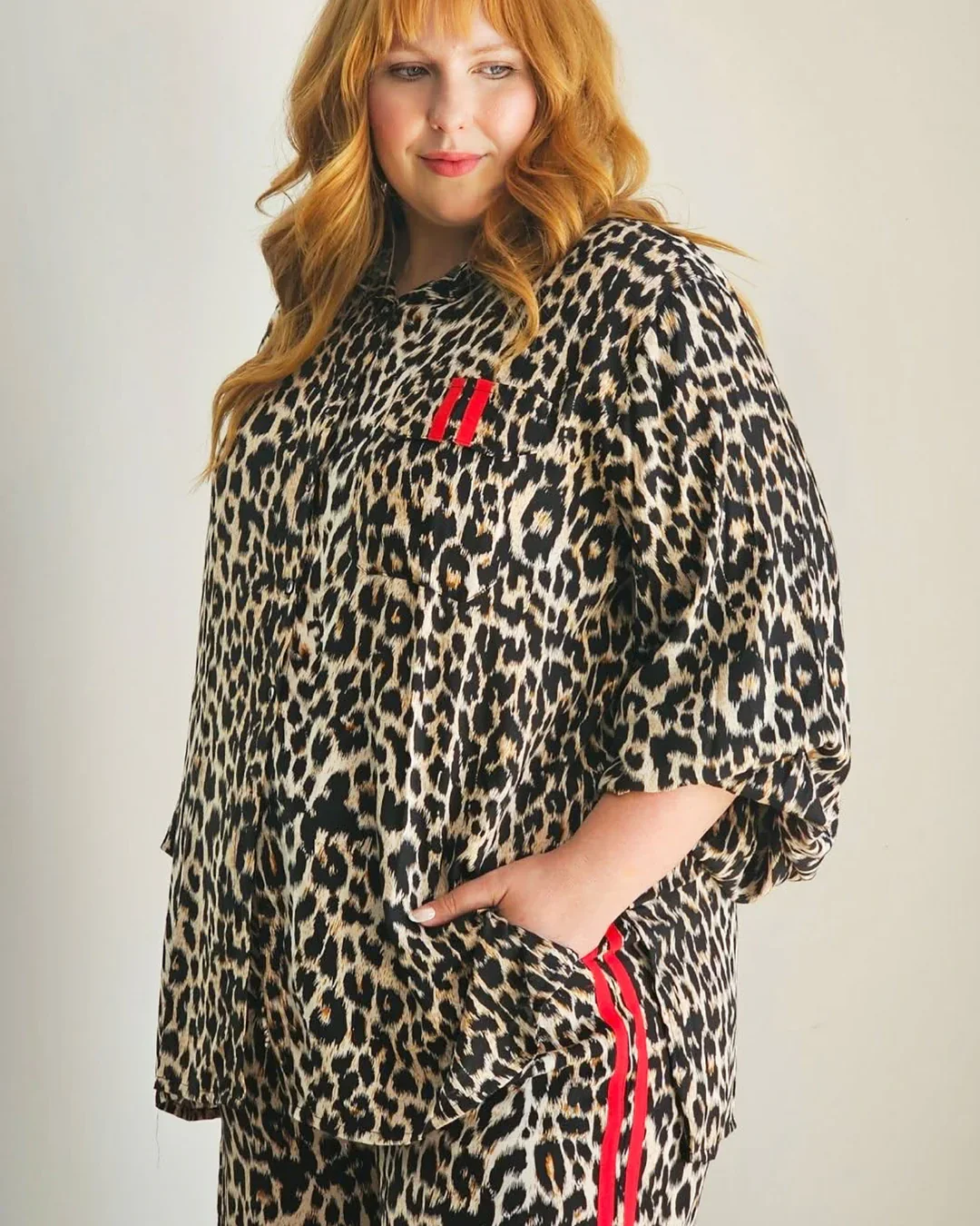 Suki Shirt in Leopard Print with Stripe - Image 3